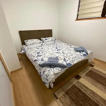 Apartman”miki” アパート *